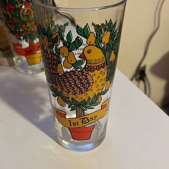 Pepsi The Twelve Days of Christmas-8 Glasses - Picture 7 of 9